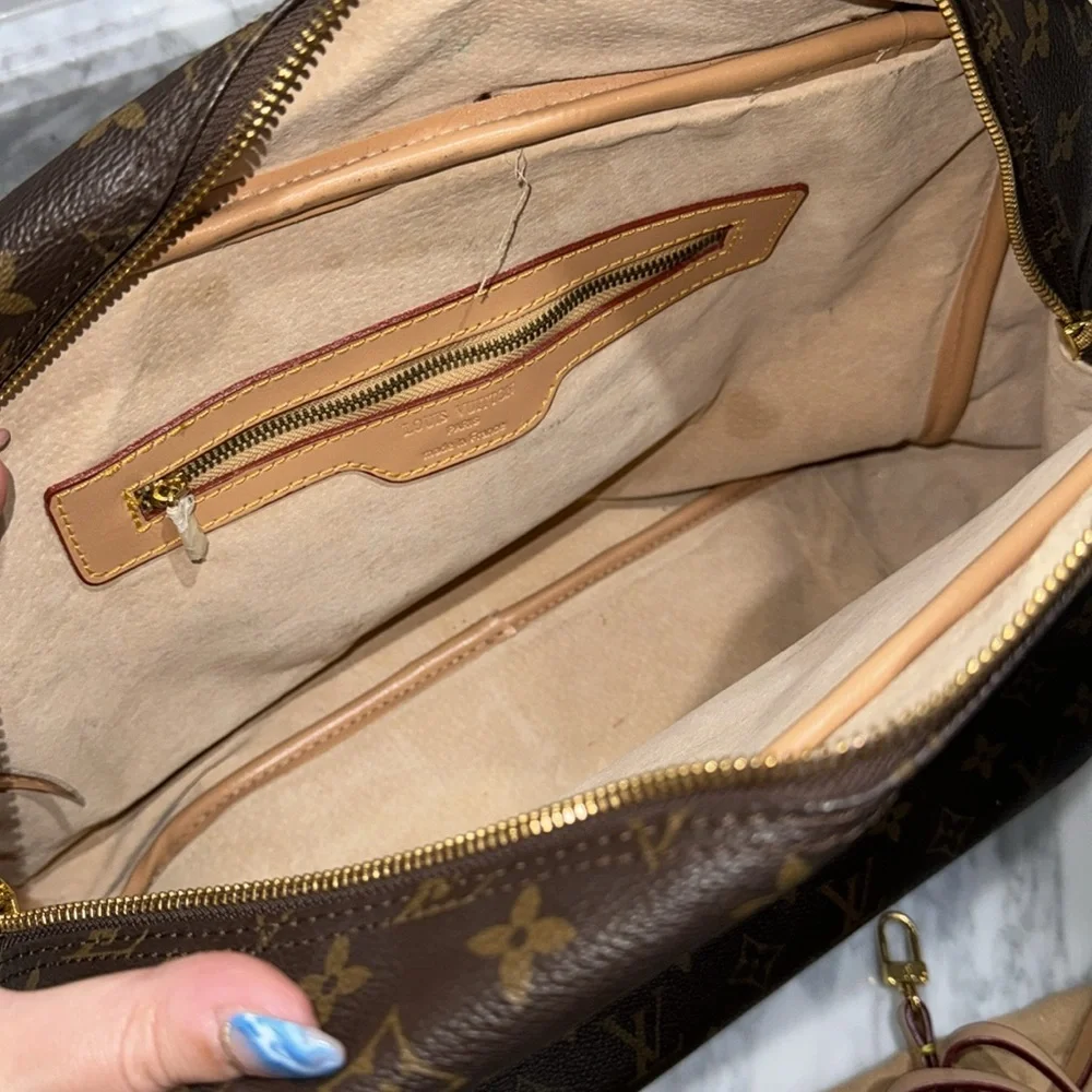 Louis Vuitton Deauville Satchel - Picture 5 of 5